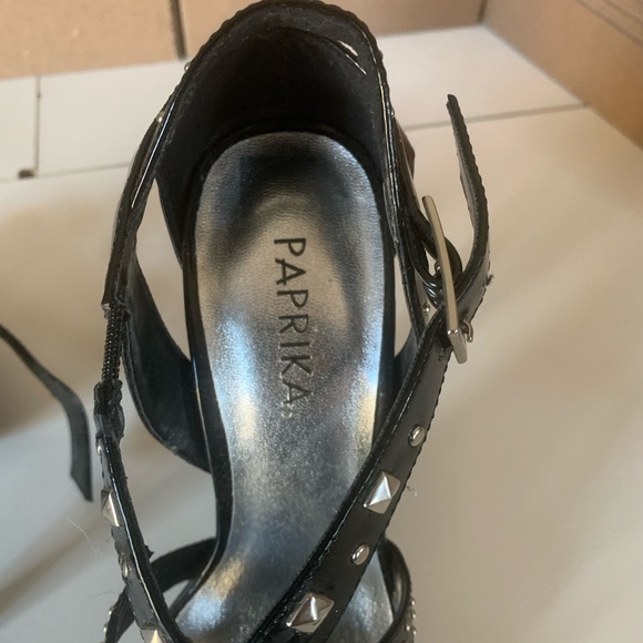 Gothy stiletto high heels gently used - Picture 3 of 6